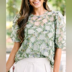 Entro NWT‎ Sheer Textured Floral Polka Dot Blouse with Cami Size Small in Green